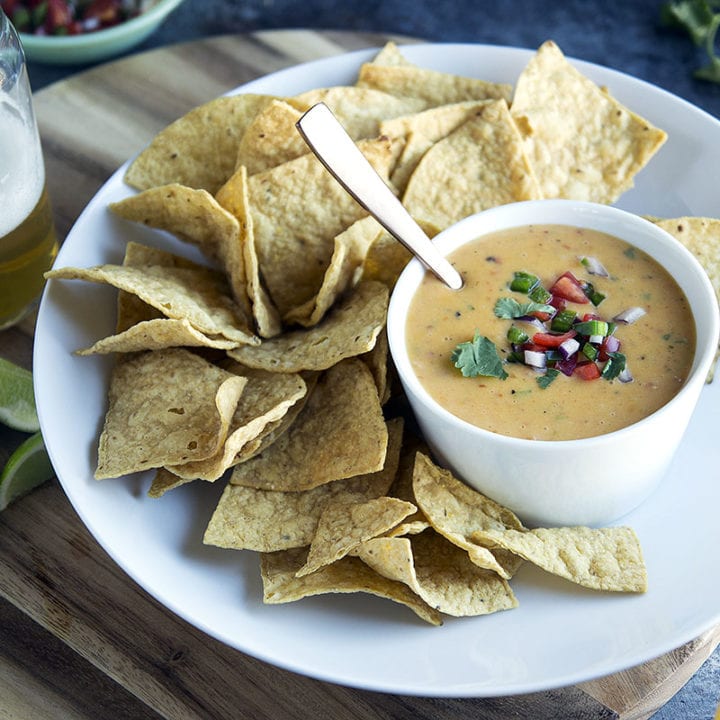 Lazy Girl Queso Dip