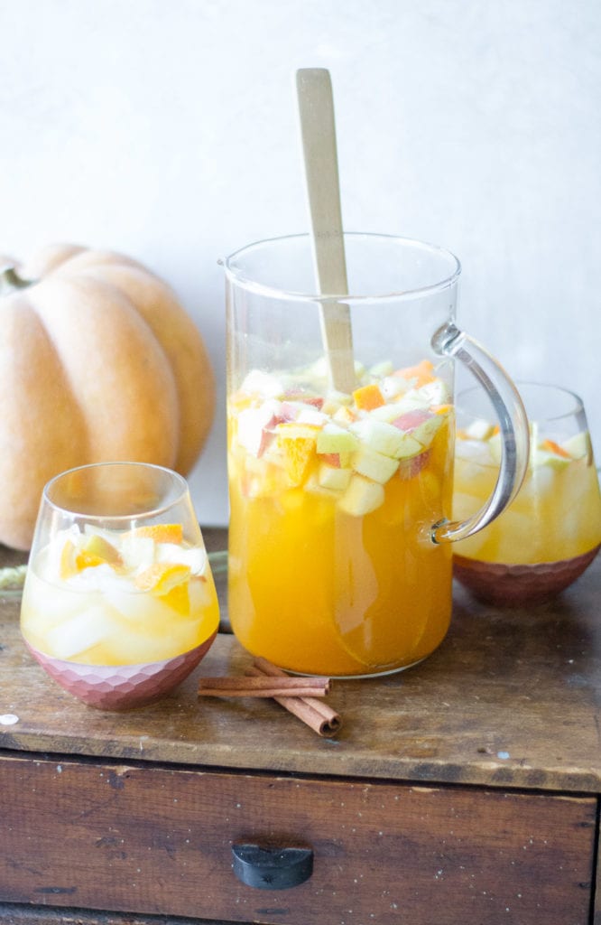 Pumpkin Pie Sangria for Thanksgiving | Sarcastic Cooking