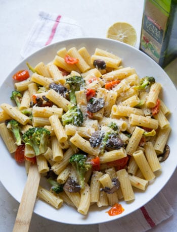Broccoli and Mushroom Pasta | Sarcastic Cooking