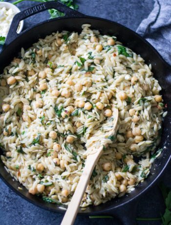 one pot creamy chickpea and spinach orzo | sarcastic cooking