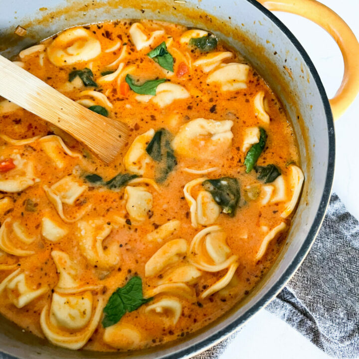 Creamy Tomato Tortellini Soup - sarcastic cooking